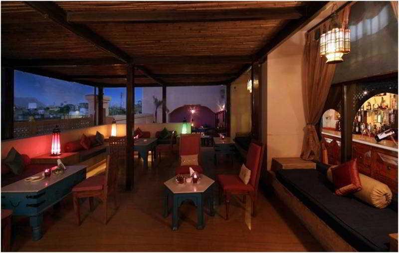 Radisson Jaipur City Center Εξωτερικό φωτογραφία The interior of the restaurant